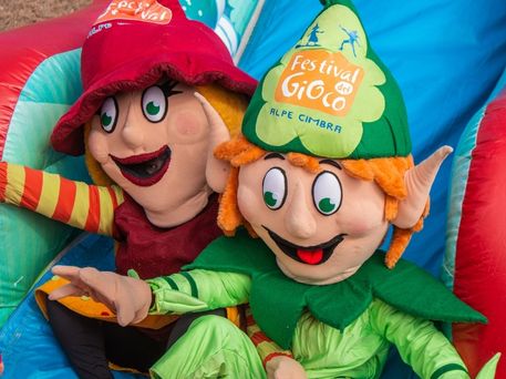 kinderheim bambini piste giochi inverno